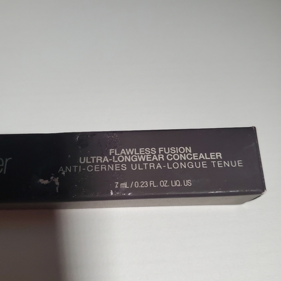 NWOT Laura Mercier Flawless Fusion Ultra Long Lasting Concealer, 0.23-oz - Picture 2 of 5